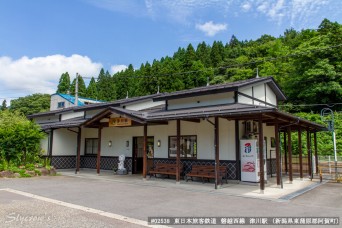 津川駅